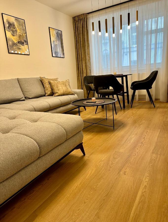 Panenska Apartamento